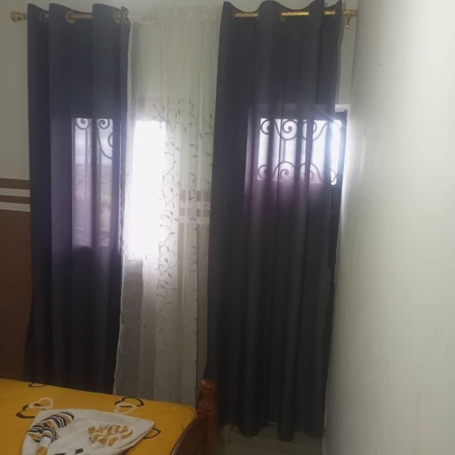 Residence 2K Studio Meuble-Chapelle Symbock-Gardien-Wifi-Location Vehicule Yaounde Exterior photo