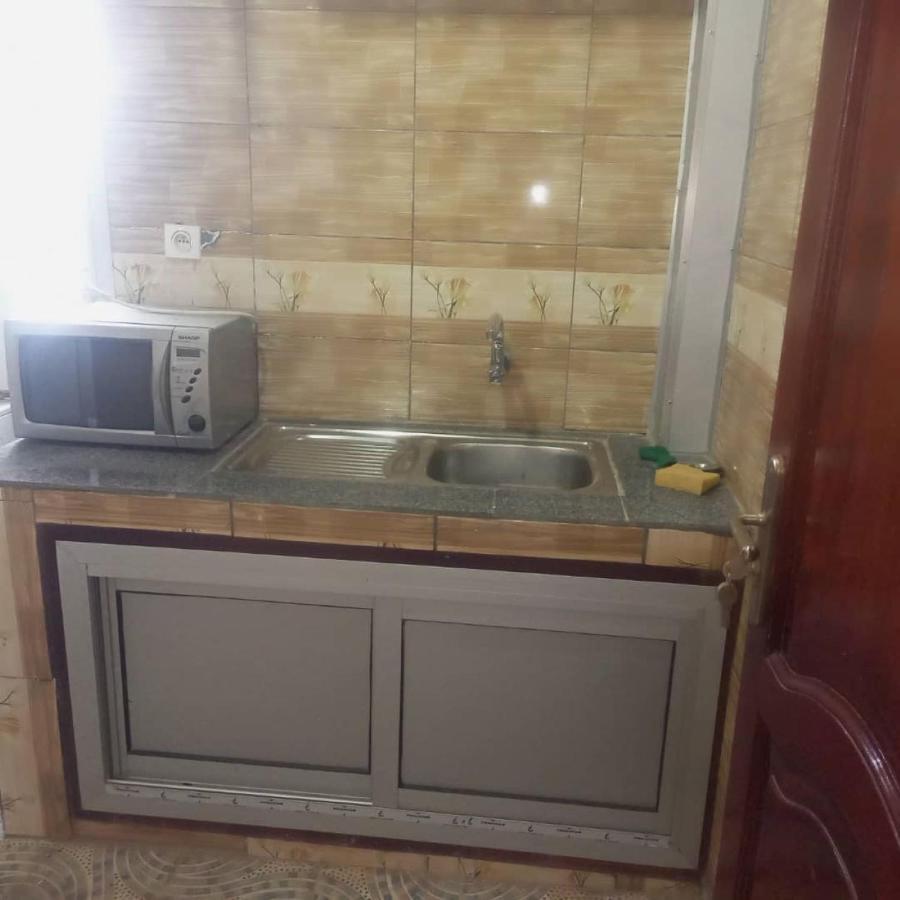 Residence 2K Studio Meuble-Chapelle Symbock-Gardien-Wifi-Location Vehicule Yaounde Exterior photo